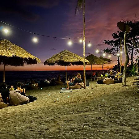 Uma Pantai Seseh Hotel Canggu  Bagian luar foto